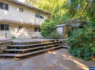 2302 NE 35th St, Lincoln City, OR