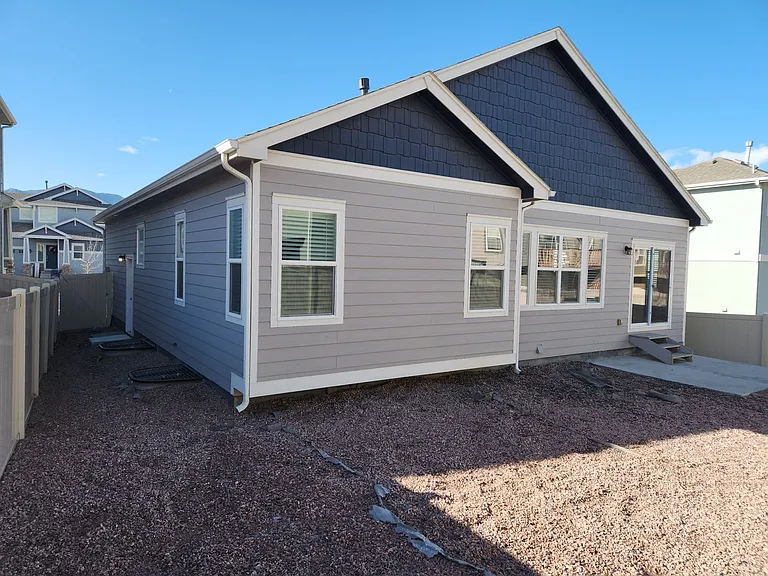 1647 Grand Overlook St — Photo 2