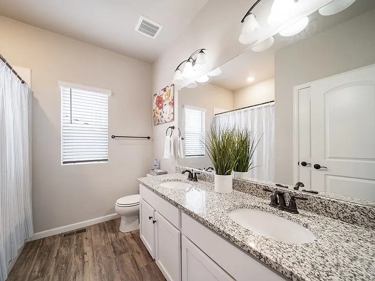 4536 River Highlands Loop — Photo 32