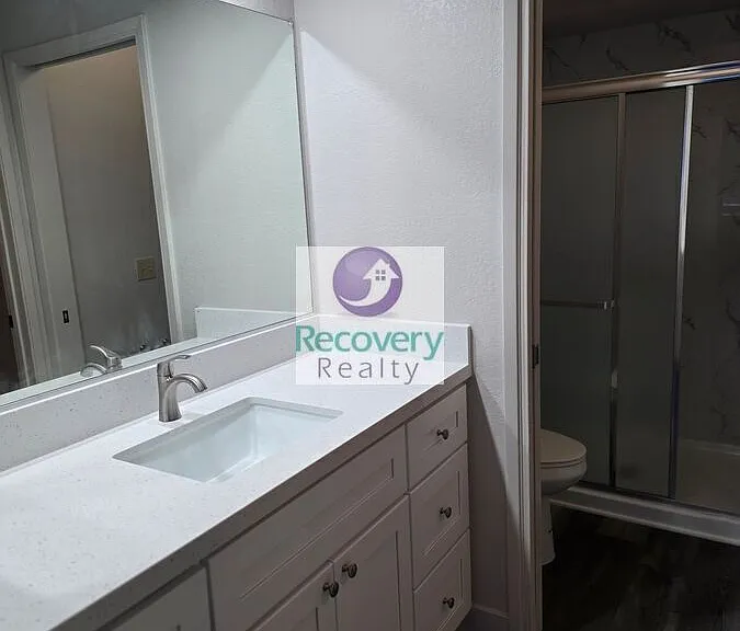 1184 Green Hill Dr — Photo 12