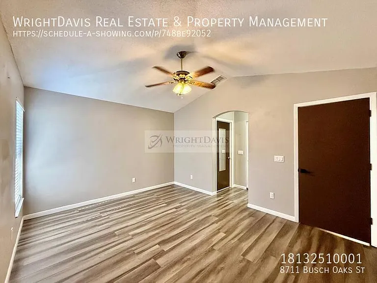 8711 Busch Oaks St — Photo 20