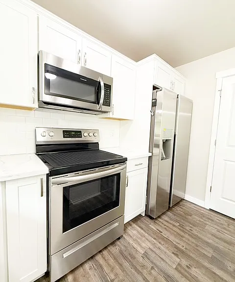 1261 NE Larson Blvd — Photo 13