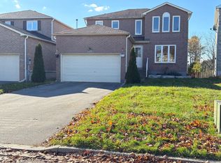 2364 Strathmore Cres, Pickering, ON L1X 2H8