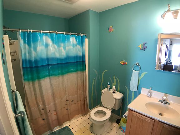 4th image of 318 E 18th Ave APT A