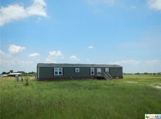 67 Davis Rd, Seadrift, TX 77983