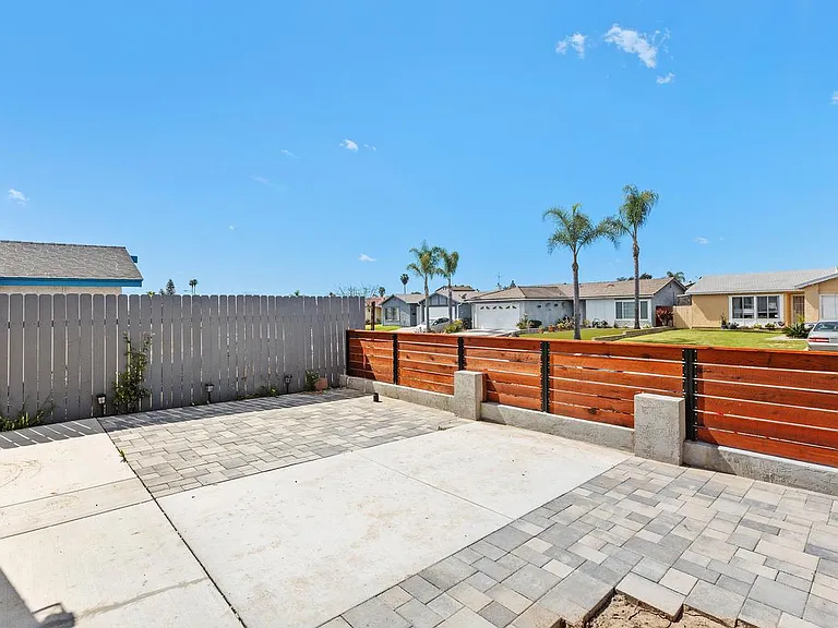 10295 San Ramon Dr — Photo 28