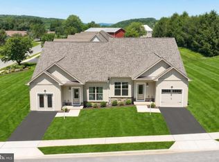 129 Heather Glen Dr, Red Lion, PA 17356