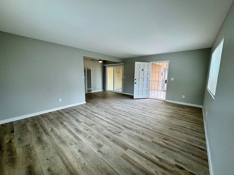 7631 Ellis Ave #B — Photo 3