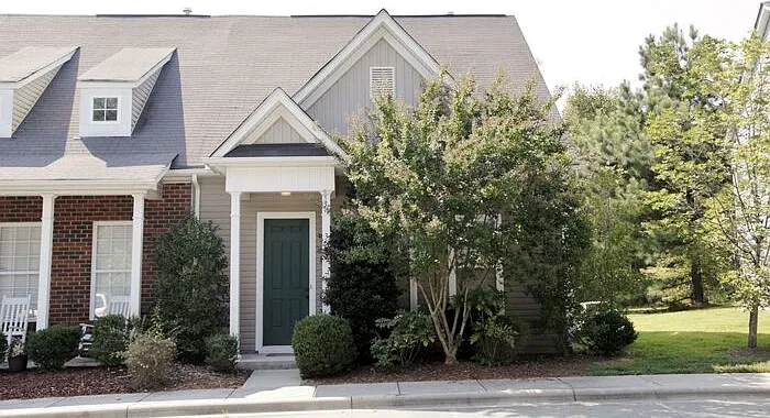 3557 Creeping Flora Ln — Photo 2