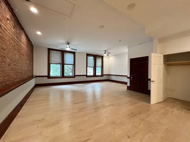 22 Campbell Ave SE — Photo 8