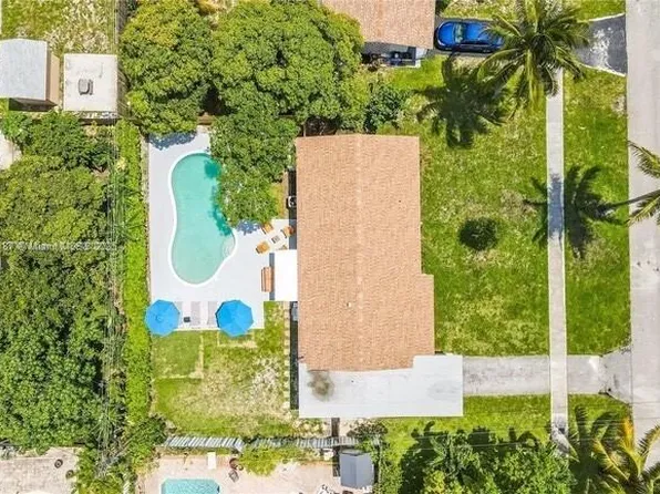 4120 NW 3rd Way, Pompano Beach, FL 33064
