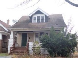 3262 N 28th St, Milwaukee, WI 53216