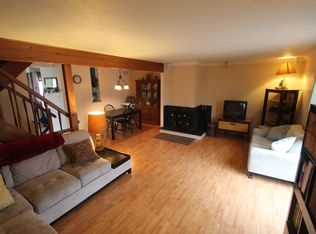 2429 Brook Ledge Rd, Bridgeville, PA 15017