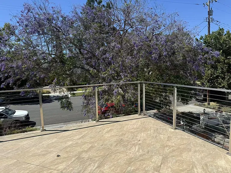 1372 University Ave — Photo 21