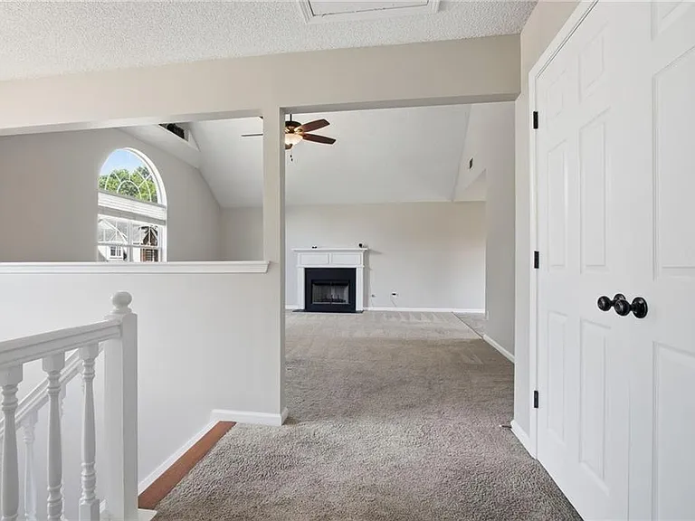 5949 Idlewood Pl — Photo 3