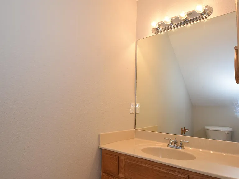 1154 Homestead Loop — Photo 8
