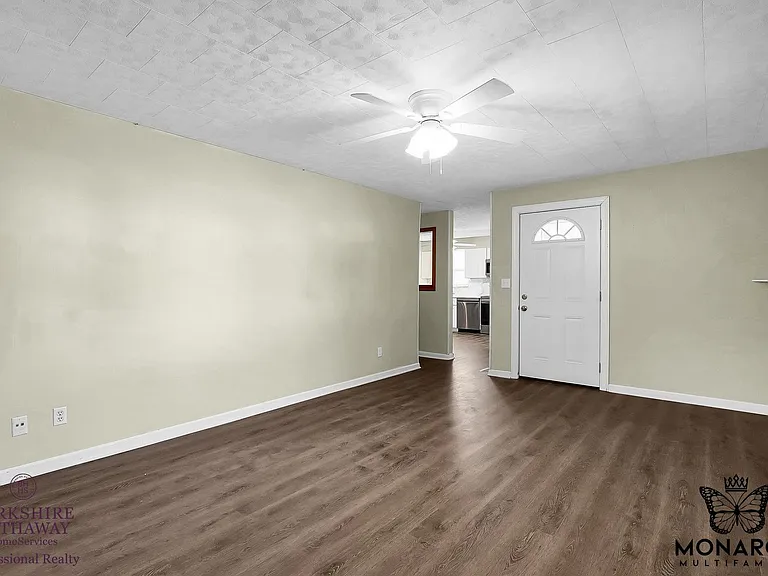 272 Collingwood Ave — Photo 7