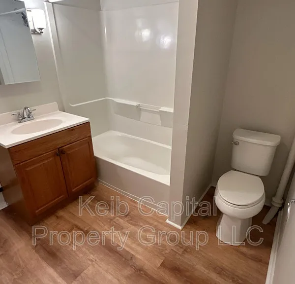 7 Oak St #1 — Photo 5