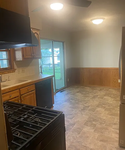 4129 Stow Rd — Photo 20