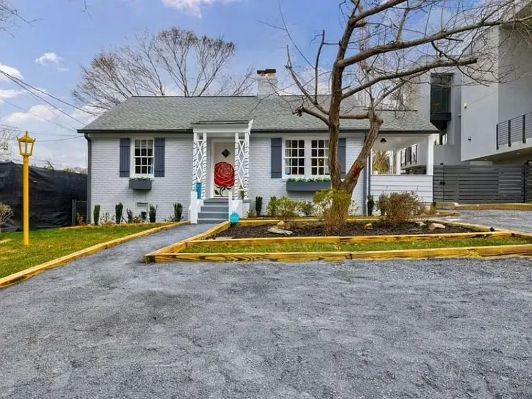 383 Ashley Ave NE — Photo 15