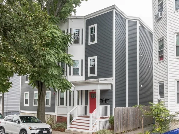 214 Westville St Floor 3, Dorchester, MA 02122