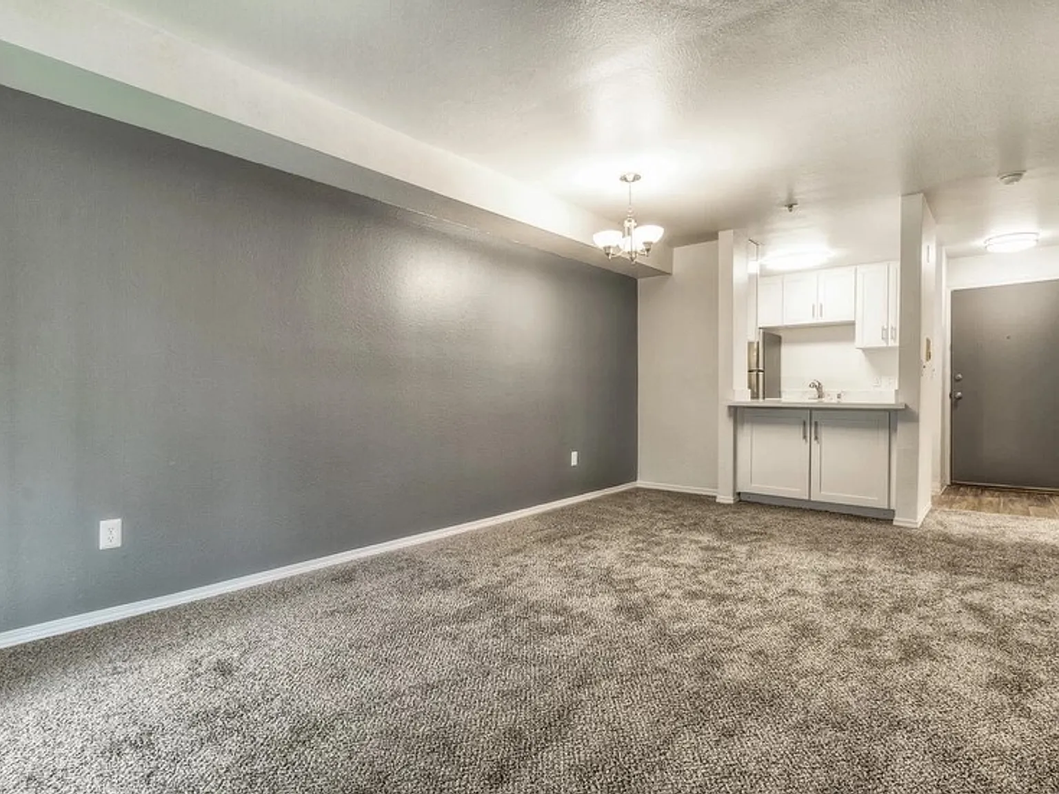 Arbor Woods Apartments — Photo 1