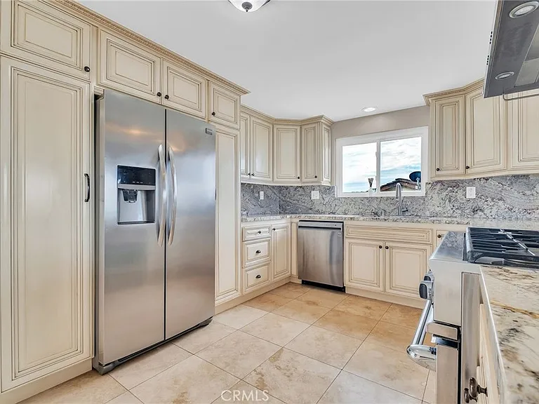 32221 Sea Raven Dr — Photo 2