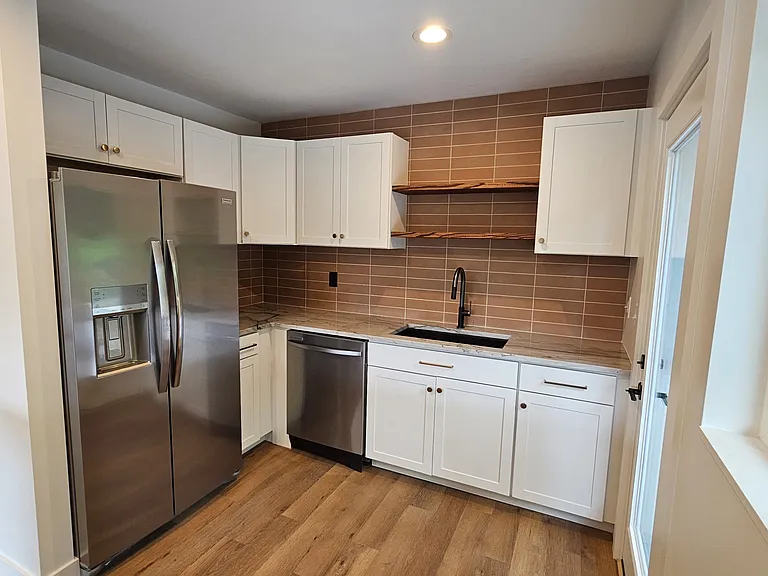 3618 Navajo Dr — Photo 7