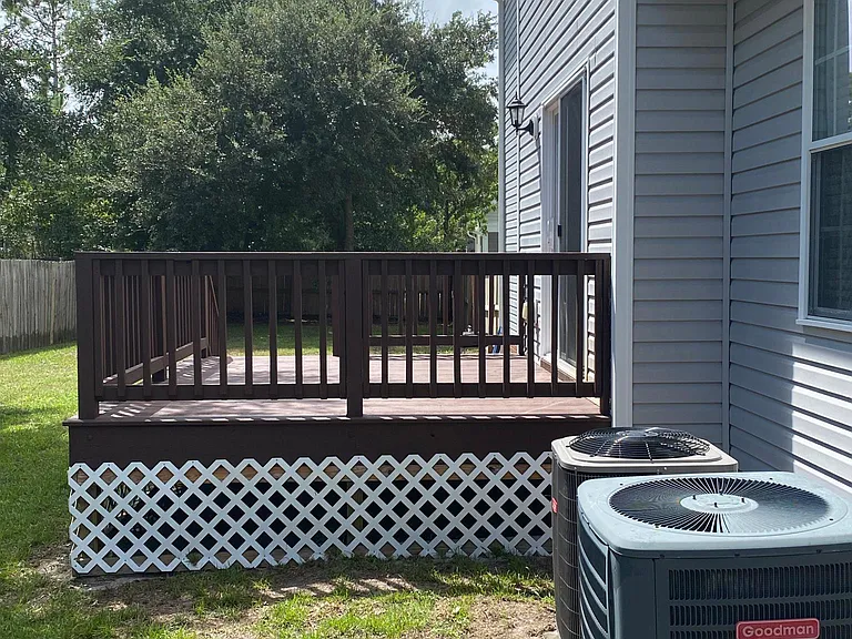 212 Shellbank Dr — Photo 2