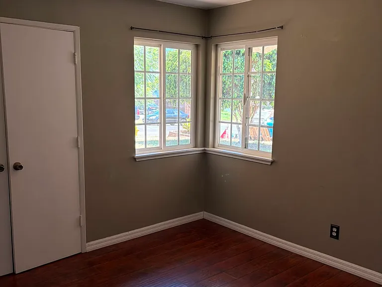 7013 La Sena Ave — Photo 18