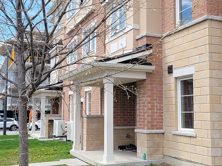 34 Deans Dr — Photo 1