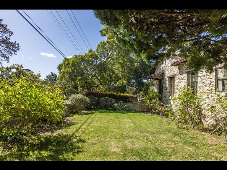 Hatton Rd — Photo 44