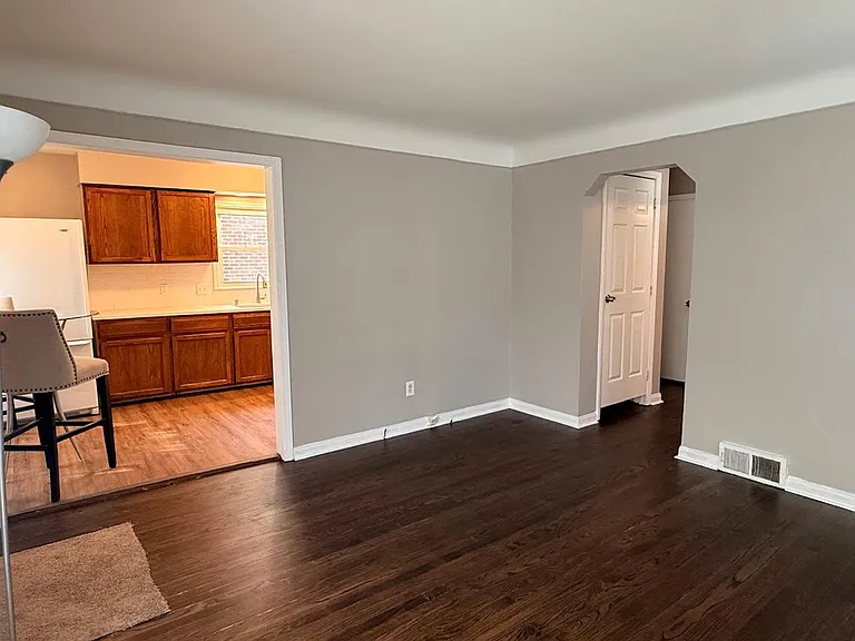 17721 Norborne — Photo 2