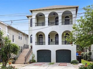 1821 Pine St, New Orleans, LA 70118