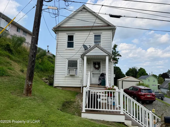 815 Willard St, Luzerne, PA 18709