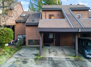216 Cambridge Way, Pt Moody, BC