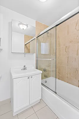 Rented by Corcoran | media 7