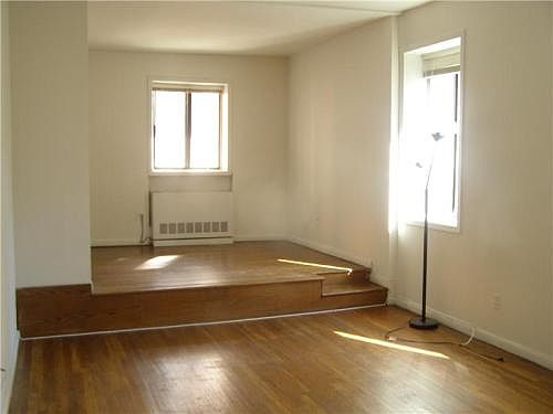 1st image of 221 E 33rd St APT 4B