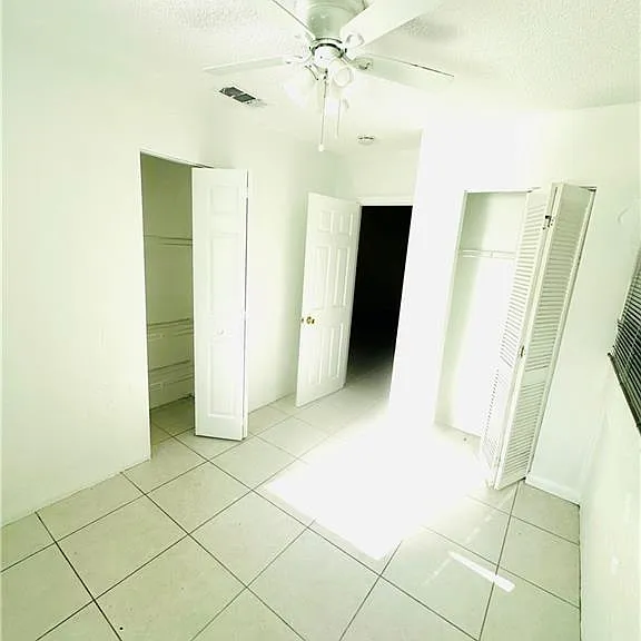 1215 S Alhambra Cir #B — Photo 10