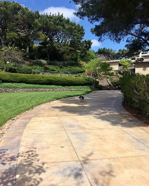 1st image of 4643 Paradise Dr