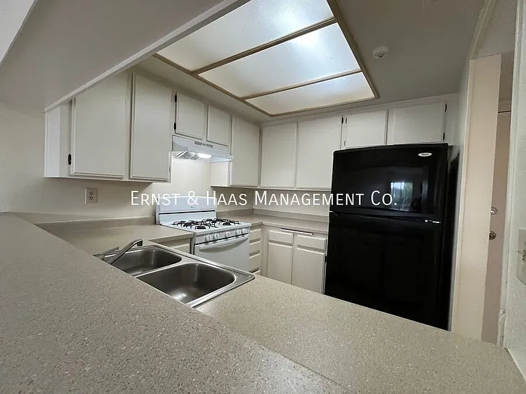 550 Orange Ave #131 — Photo 5