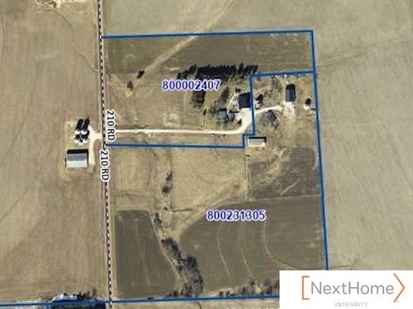 750 Bamboo Trl, Milford, NE 68405