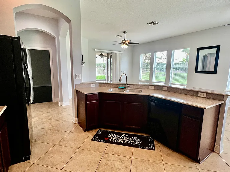 7926 Stoney Hill Dr — Photo 13