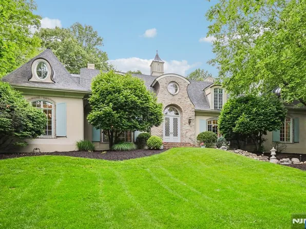 505 Timberline Drive, Franklin Lakes, NJ 07417