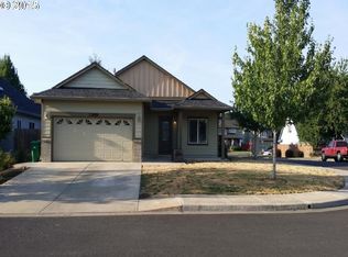 33959 SE Erika Ct, Scappoose, OR 97056