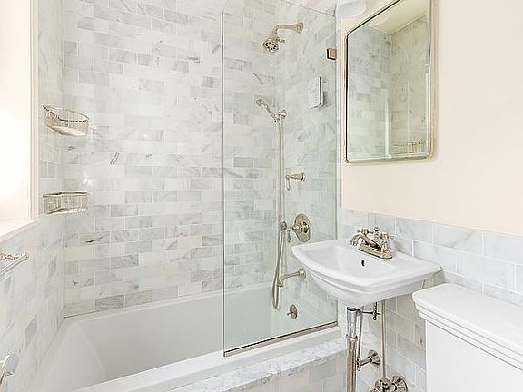 5th image of 82 Charles St APT 5E
