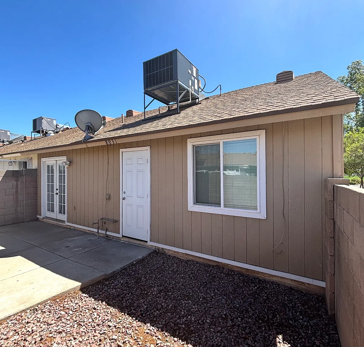 2 bed, 810 sqft, $1,450 — Photo 1