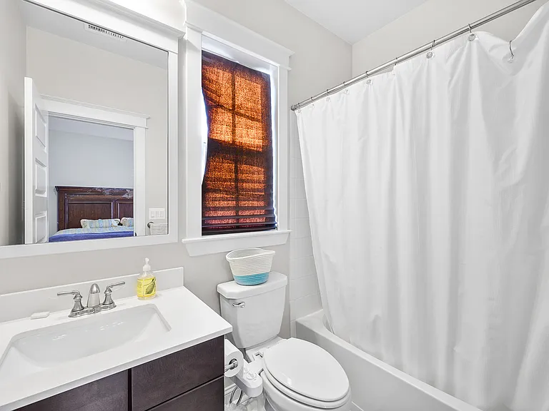 6063 Chester Way — Photo 22
