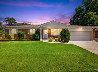 4657 Skyridge Ct, Saint Louis, MO 63128