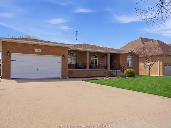 12311 Vickery Ln, Tecumseh, ON N9K 1B5